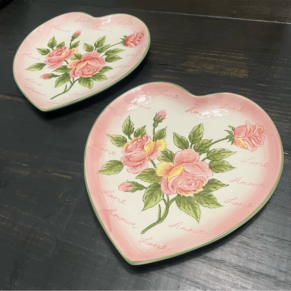 Amore Rose Heart Shape Pink Rose Love w/ Green Trim Dish Plate Trinket Set of 2